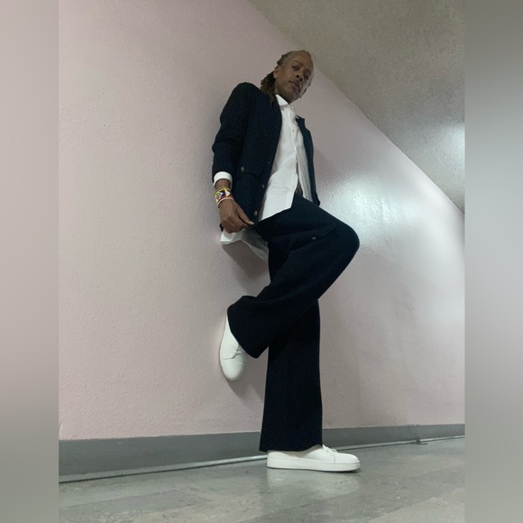 Meet your Posher, Aaron - Picture 3 of 17